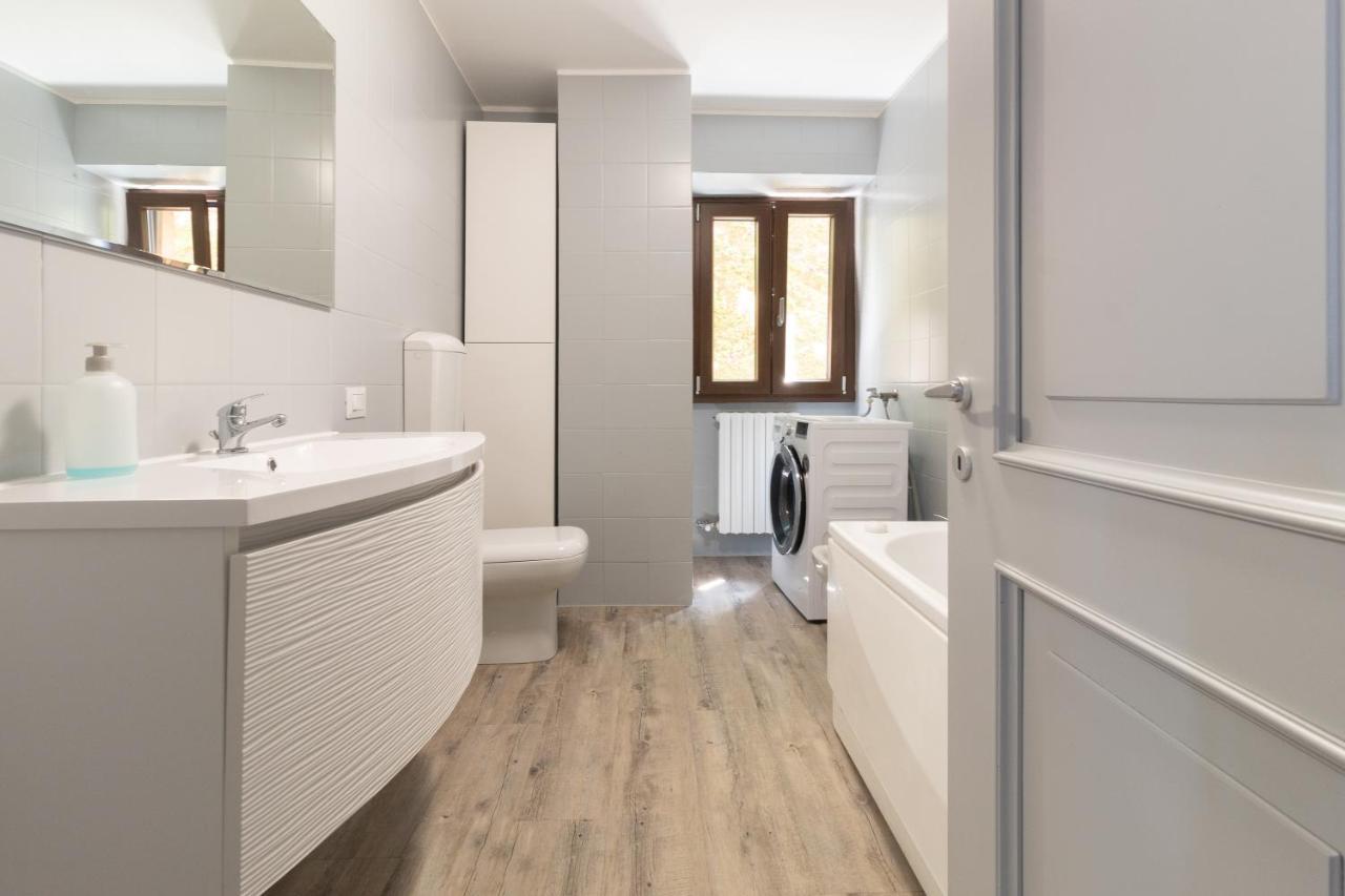 L Como Lake Apartment Ngoại thất bức ảnh